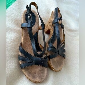 Cute summer sandal with low heel